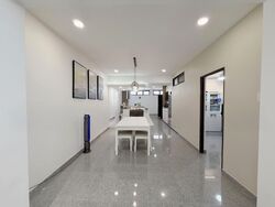 Sennett Estate (D13), Terrace #568280901